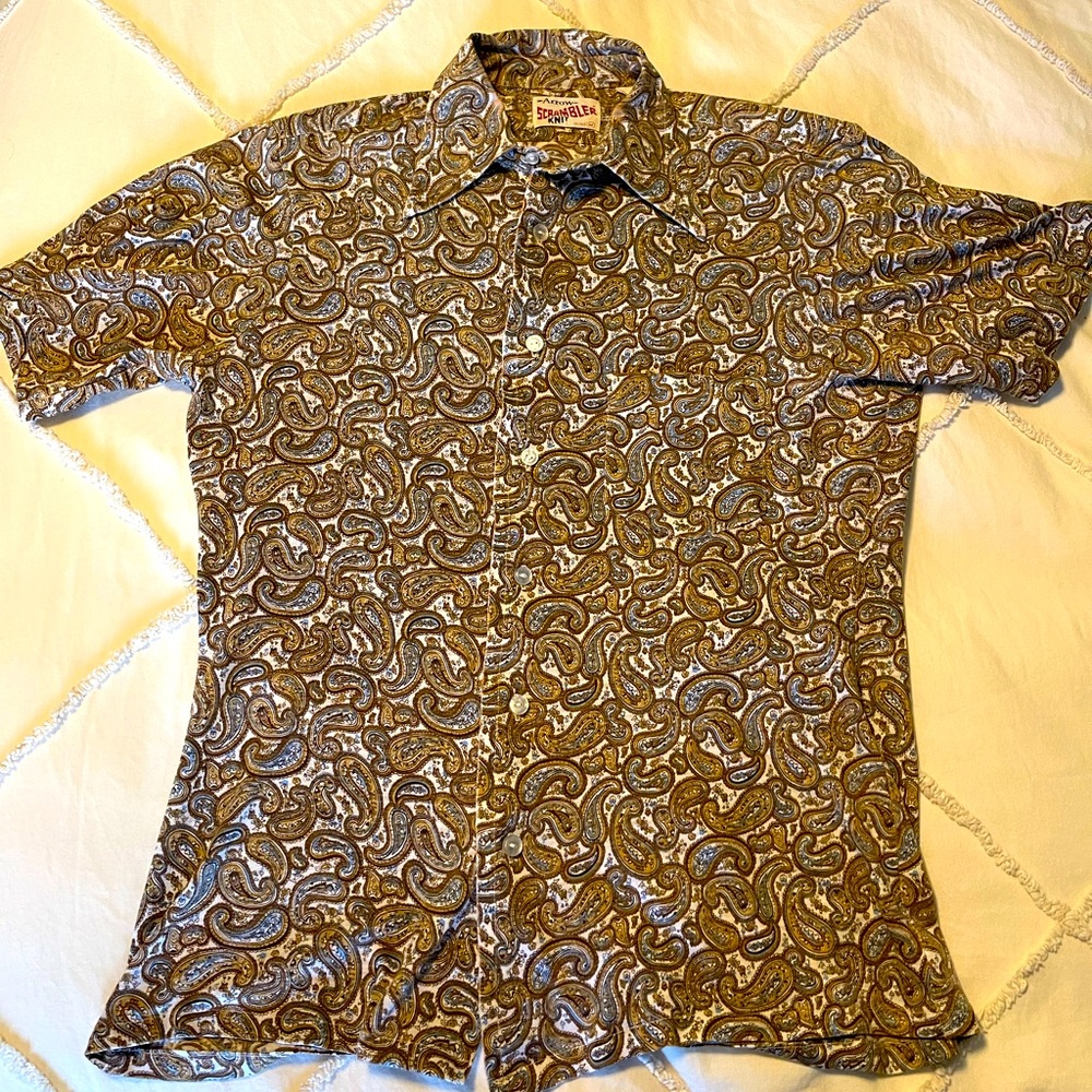 Men’s VINTAGE 70s button shirt